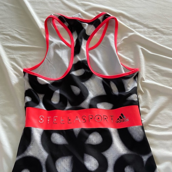 Adidas racer back tank and shorts - Picture 2 of 6